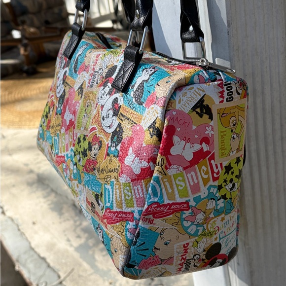 Colorful Cartoon-Print Women’s Shoulder Bag with Black Handles - Picture 4 of 6
